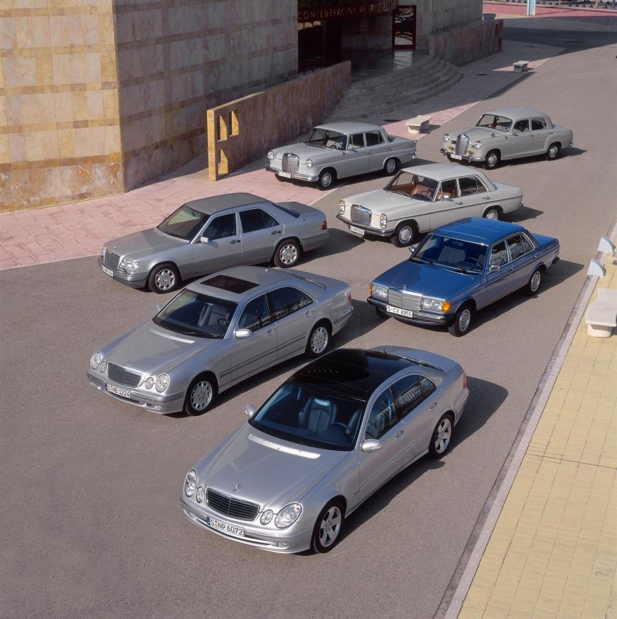  Mercedes-Benz E-Class 2002 года  (фото 176 из 448)